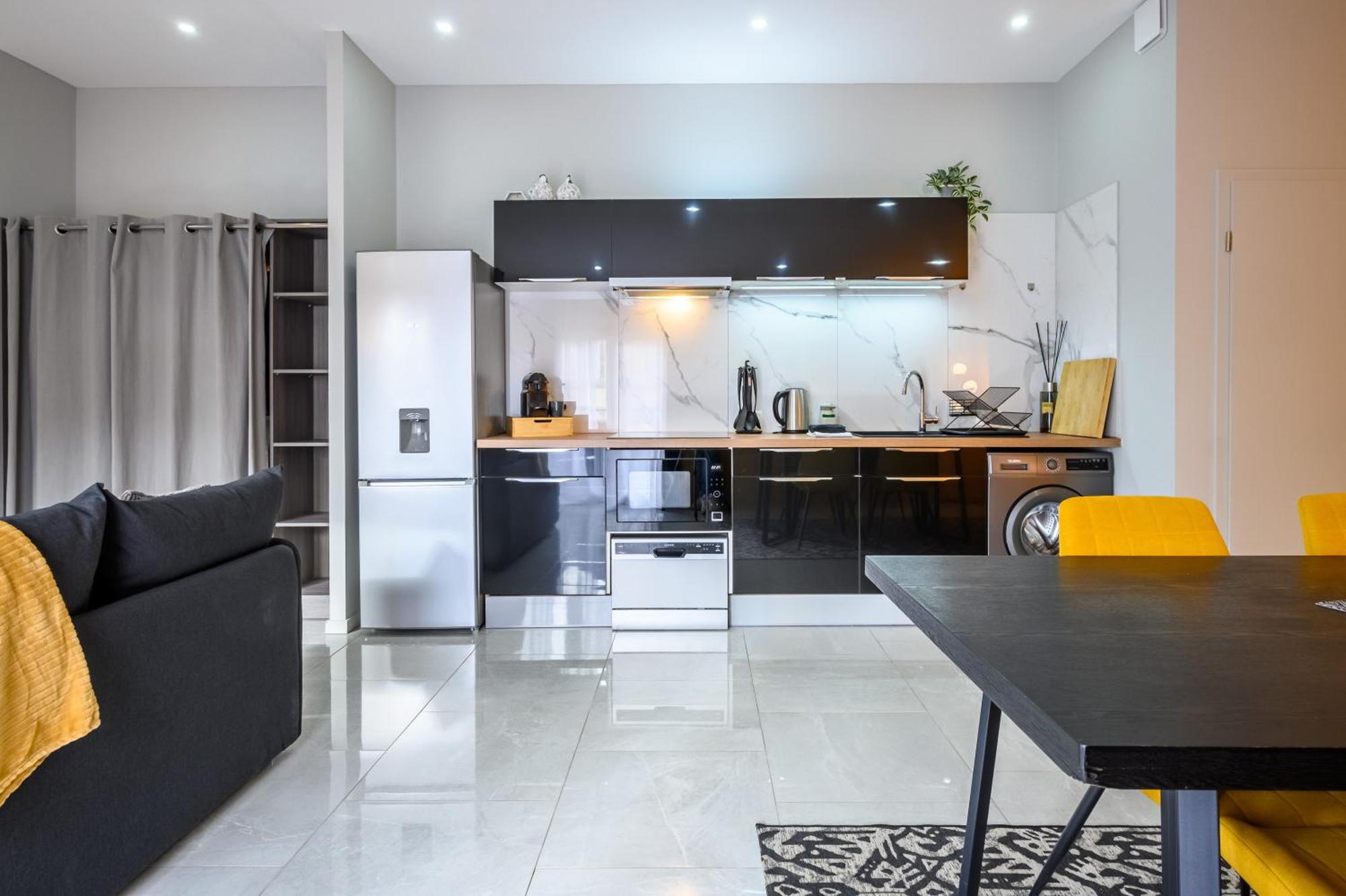 Le Charles Apartment Montbeliard Ngoại thất bức ảnh